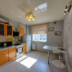 Фото Апартаменты Home Сomfort на улице Скуридина 6