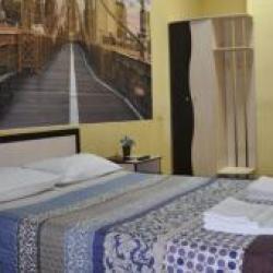 Номер стандарт с 1 двуспальной кроватью