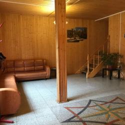 Комната стандарт с 2 односпальными и 1 двуспальной кроватью