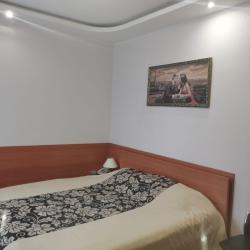 Номер полулюкс с 1 двуспальной кроватью #6