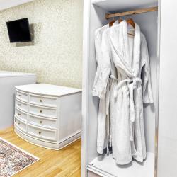 Фото Отель Bed and Breakfast (Бед энд Брекфаст)
