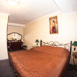 Плаза (Plaza) — 61f569016d6902827d5ea29067808ab9