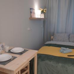 Фото Отель Диван и чемодан на Серафимовича