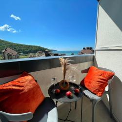 Апартаменты студия гостиничный комплекс Радуга 10И