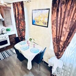 Фото Апартаменты на улице Чкалова 48