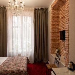 Номер стандарт с 1 двуспальной кроватью