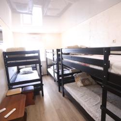 Кровать в общем 6-местном номере (удобства на этаже)