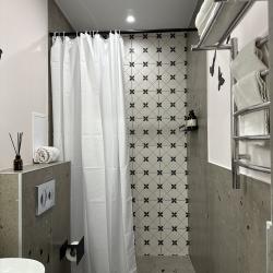 Комната стандарт с 1 двуспальной кроватью и балконом