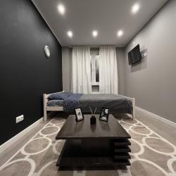 Фото Отель RentMe 24 (РентМи) на улице Сухановская 29