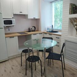 Фото Отель Квартира с дизайнерским ремонтом возле парка Машиностроителей