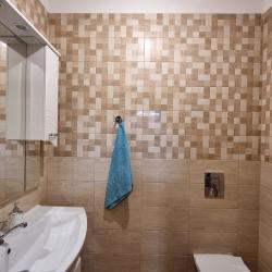 Фото Отель Дом В1 на базе отдыха Новинки Парк