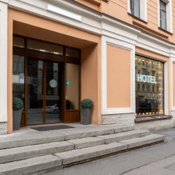 Фото Отель Номера на Полтавской (бывш. Демут)