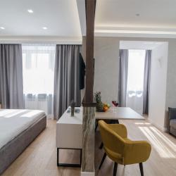 Апартаменты улучшенные с 1 двуспальной кроватью