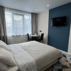 Фото Апартаменты на улице Родионова 136Б, 3 этаж