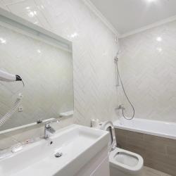 Номер люкс с 1 двуспальной кроватью