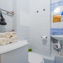 Фото Апартаменты на улице Серафимы Дерябиной 30