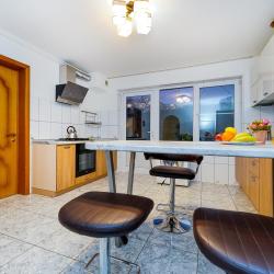 Фото Апартаменты на Крымской ГОСТИ-24