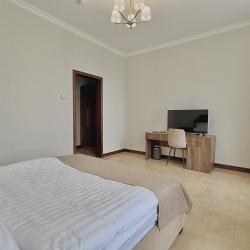 Номер полулюкс с 1 двуспальной кроватью