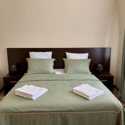 Фото Отель Mountains (Маунтинс)