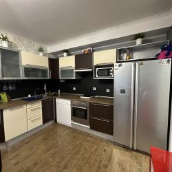 Фото Апартаменты Поэма на улице Есенина 16 корпус 1