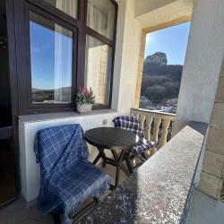 Фото Апартаменты на улице Ленина 95а