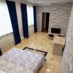 Номер стандарт с 1 двуспальной кроватью