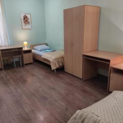 Кровать в 3-местном общем номере эконом