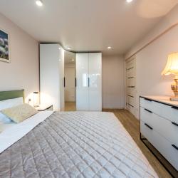 Фото Апартаменты на улице Учительская 24