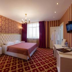 Номер стандарт с 1 двуспальной кроватью