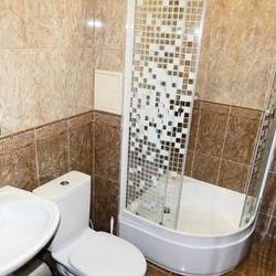 Комната стандарт с 1 двуспальной и 1 двухъярусной кроватью