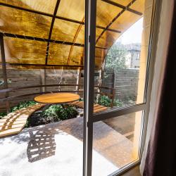 1-комнатные апартаменты студия № 10 с личной террасой !