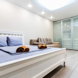 Фото Отель LetoApart (ЛетоАпарт) на улице Суворовская 77-312