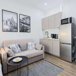 Фото Апартаменты на проспекте Красный 220