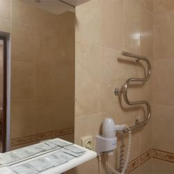 Номер люкс улучшенный с 1 двуспальной кроватью