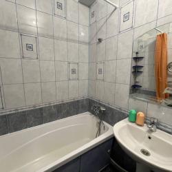 Фото Апартаменты Мир на улице Геологоразведчиков 14