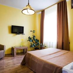 Фото Отель B&B (Би энд Би Гостевой дом)