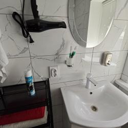 1-комнатные апартаменты студия Красной Армии 136/14