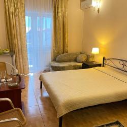 2-местный 1-комнатный номер улучшенный комфорт с 1 двуспальной кроватью