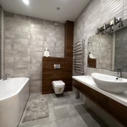 Фото Отель Просторная 3-комнатная квартира возле Кремля и Кремлевской Набережной