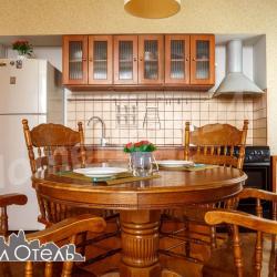 3-комнатные апартаменты стандарт ул. М.Горького, 131