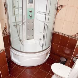 Номер стандарт улучшенный с 1 двуспальной кроватью