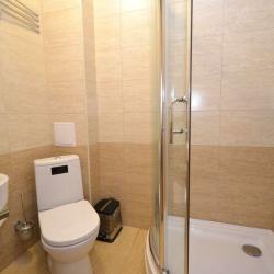 Комната полулюкс с 1 двуспальной кроватью с балконом