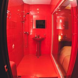 Номер стандарт с 1 двуспальной кроватью