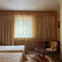 2-местный 1-комнатный номер эконом стандарт с 2 односпальными кроватями