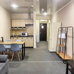 VeryHotel — 65ec3069b2574e8f52cd3226e99851e5