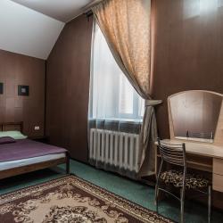 Номер стандарт с 1 двуспальной кроватью
