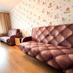 Фото Апартаменты на улице Крупинова 4