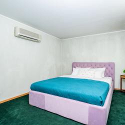 Фото Апартаменты на Большой Конюшенной улице, 1