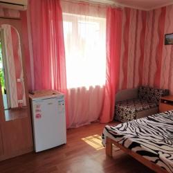 Номер стандарт с 1 двуспальной кроватью