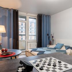 Апартаменты студия Roomyroom Pionerskaya